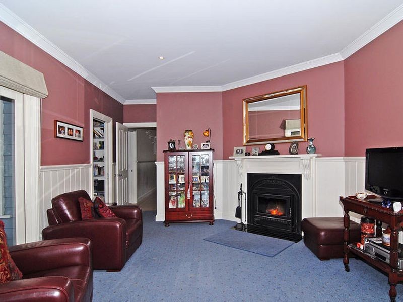 18 Anderson Street, Torquay VIC 3228