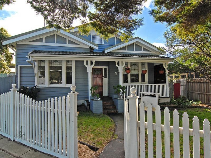 5 Corio Street, Belmont VIC 3216