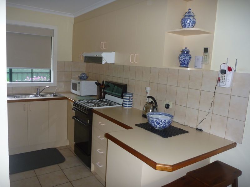 1/21 Bieske Road, Grovedale VIC 3216