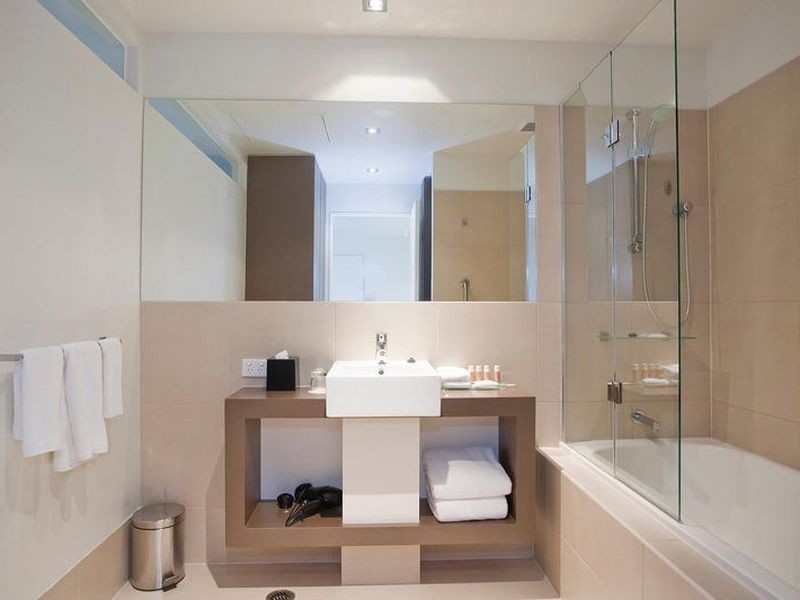 242/244 100 The Esplanade, Torquay VIC 3228
