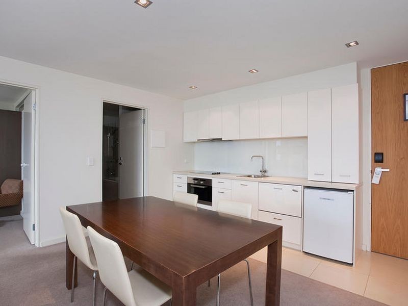 242/244 100 The Esplanade, Torquay VIC 3228