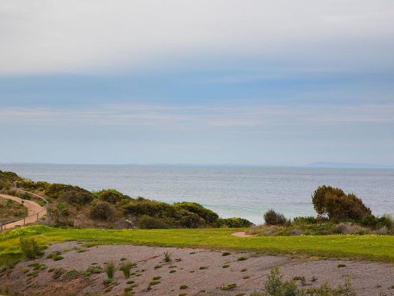 242/244 100 The Esplanade, Torquay VIC 3228