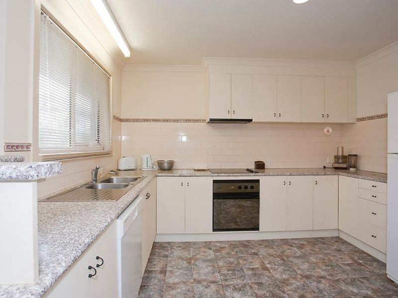 122 Fischer Street, Torquay VIC 3228