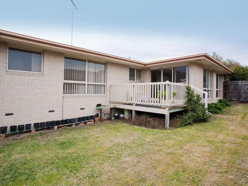 122 Fischer Street, Torquay VIC 3228