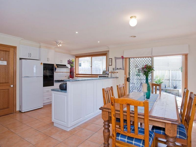 35 Golden Beach Way, Torquay VIC 3228