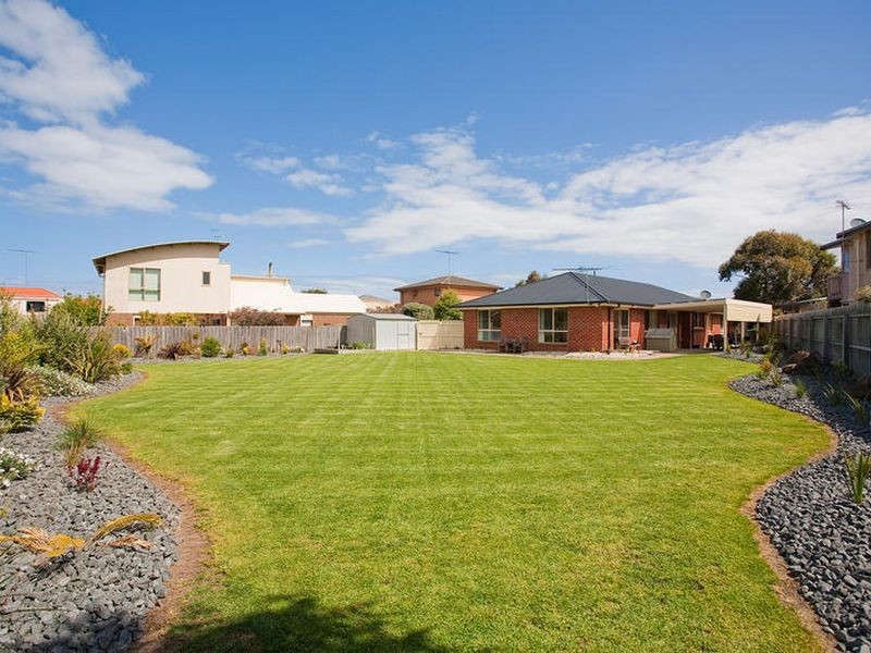 35 Golden Beach Way, Torquay VIC 3228