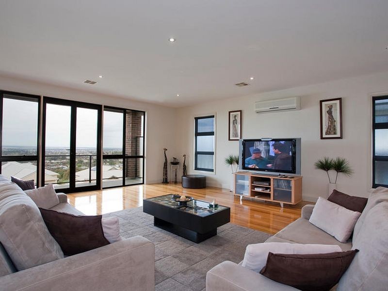 121 Grosvenor Drive, Wandana Heights VIC 3216