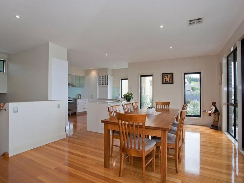 121 Grosvenor Drive, Wandana Heights VIC 3216