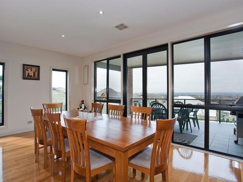 121 Grosvenor Drive, Wandana Heights VIC 3216