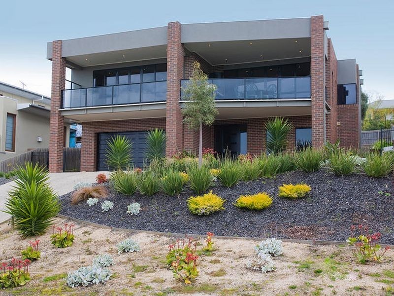 121 Grosvenor Drive, Wandana Heights VIC 3216