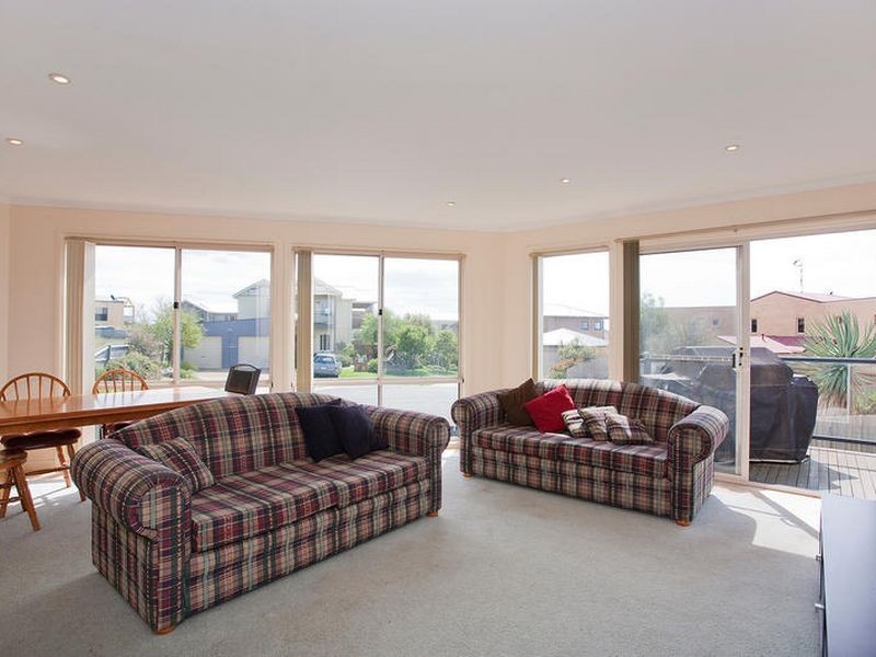 1/8 Cullen Court, Torquay VIC 3228