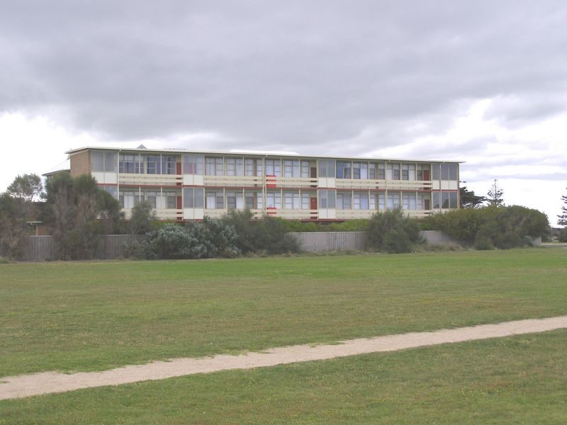 1/1 The Esplanade, Torquay VIC 3228