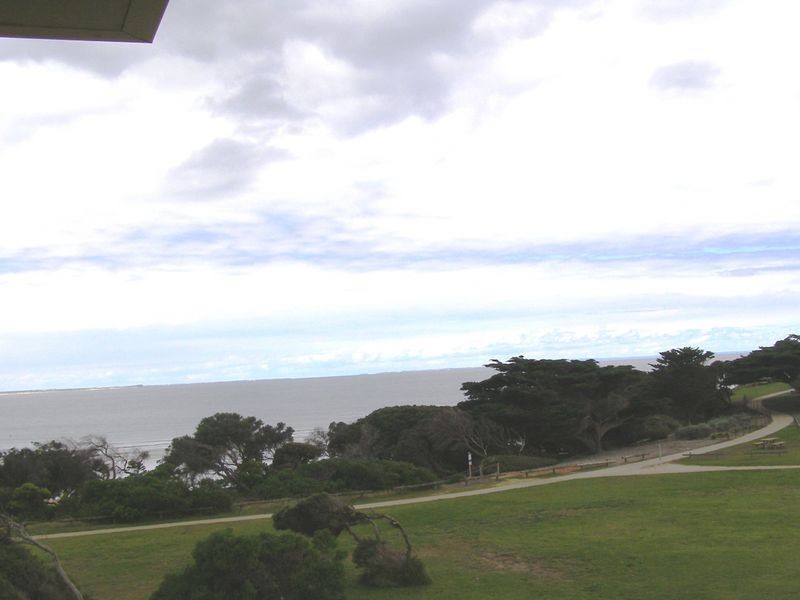 1/1 The Esplanade, Torquay VIC 3228