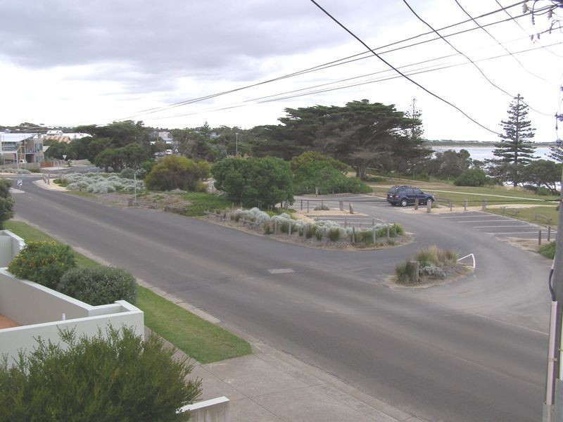 1/1 The Esplanade, Torquay VIC 3228