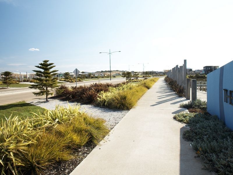 19 Shorebreak Street, Torquay VIC 3228