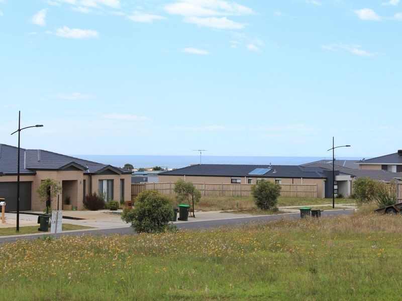 27 Nautical Rise, Torquay VIC 3228