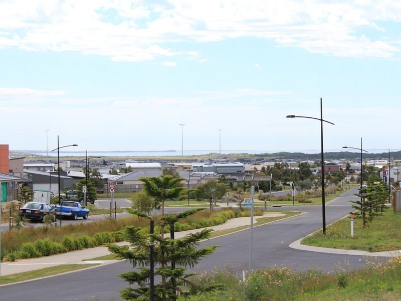 27 Nautical Rise, Torquay VIC 3228