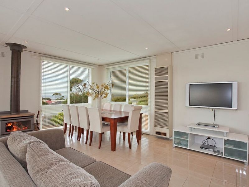 7 Gogoll Crescent, Torquay VIC 3228