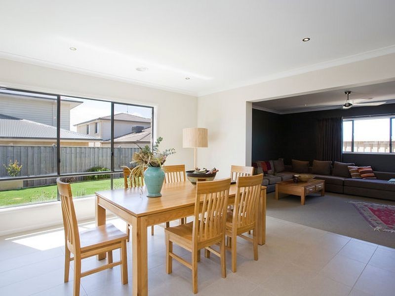 18 Shorebreak Street, Torquay VIC 3228