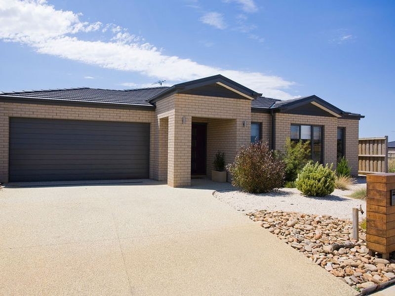 18 Shorebreak Street, Torquay VIC 3228