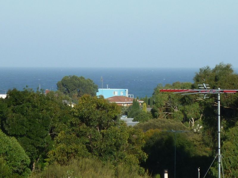 92 Fischer Street, Torquay VIC 3228