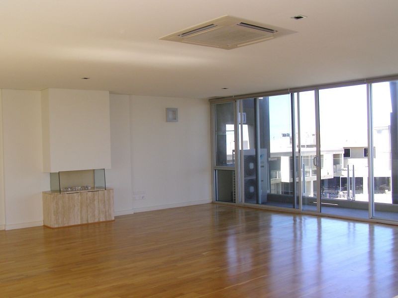 336/100 The Esplanade, Torquay VIC 3228