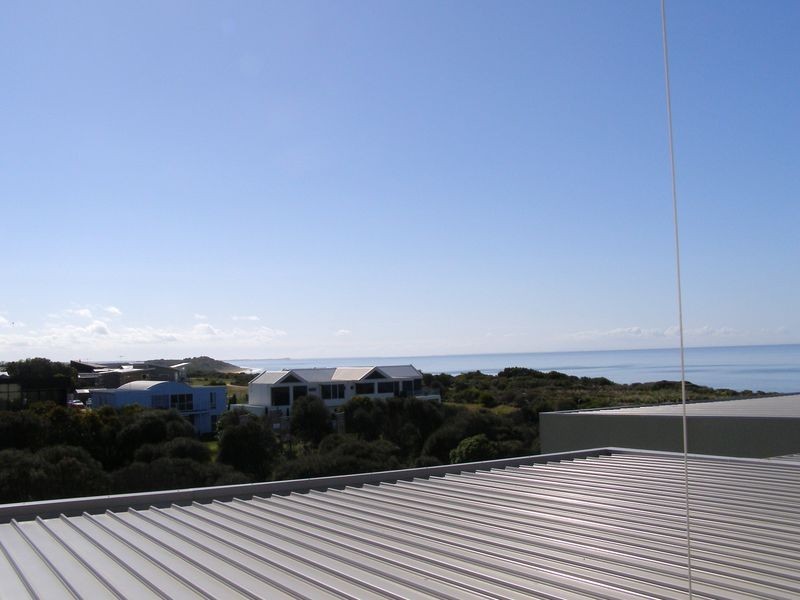 336/100 The Esplanade, Torquay VIC 3228