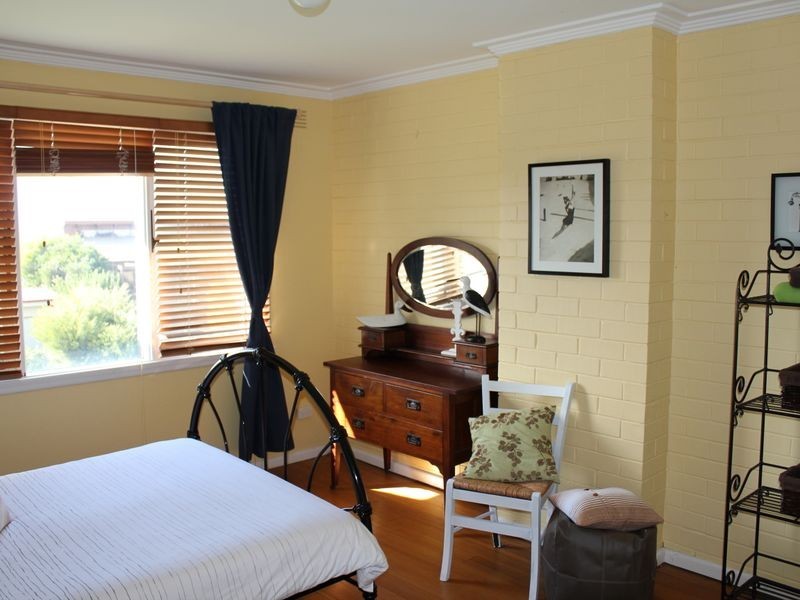 11a Varydale Avenue, Torquay VIC 3228