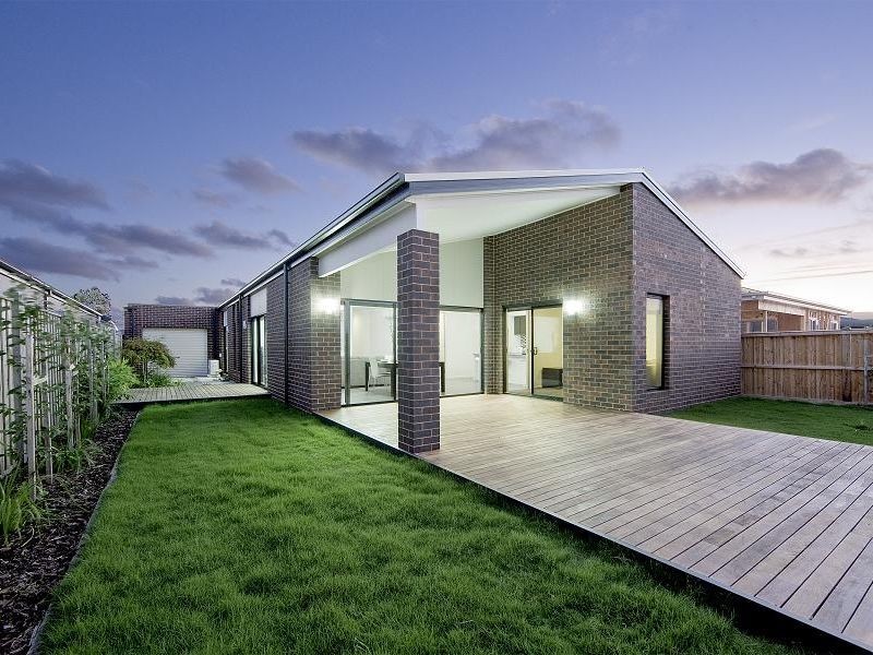 4 Centreside Drive, Torquay VIC 3228