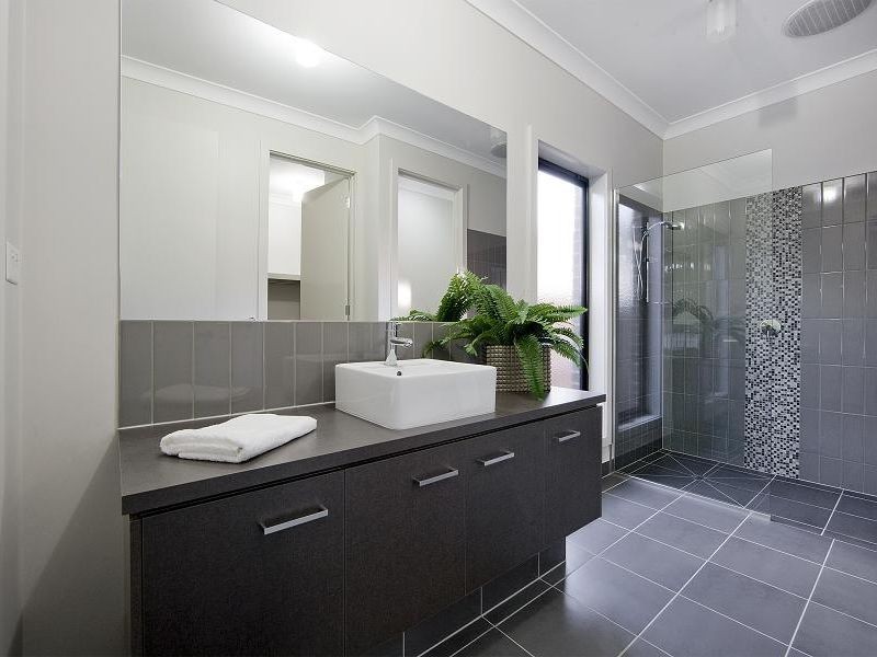 4 Centreside Drive, Torquay VIC 3228