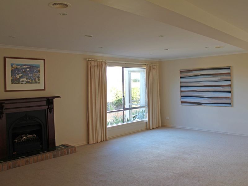 66 Glaneuse Avenue, Torquay VIC 3228