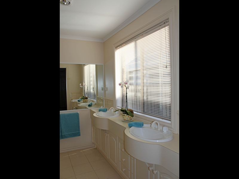 66 Glaneuse Avenue, Torquay VIC 3228