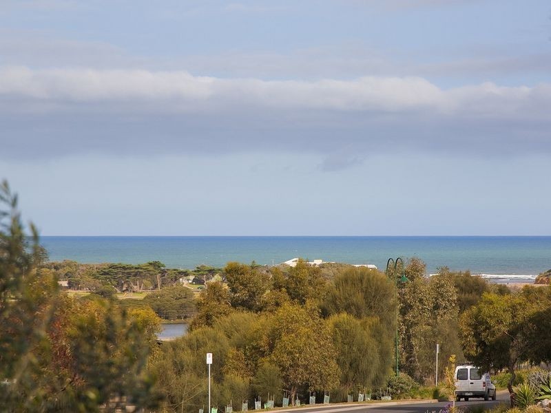 45 Spring Valley Drive, Torquay VIC 3228