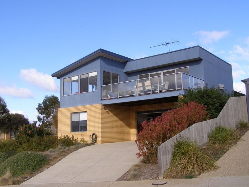 2 Borron Boulevard, Torquay VIC 3228