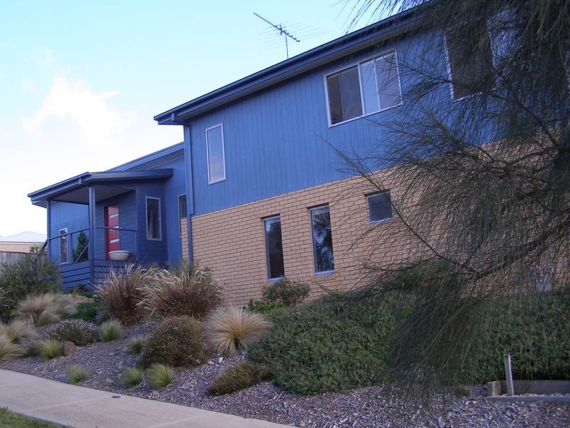 2 Borron Boulevard, Torquay VIC 3228