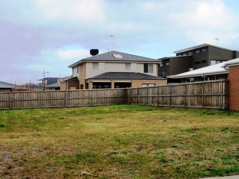 43 Centreside Drive, Torquay VIC 3228