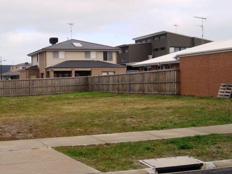 43 Centreside Drive, Torquay VIC 3228