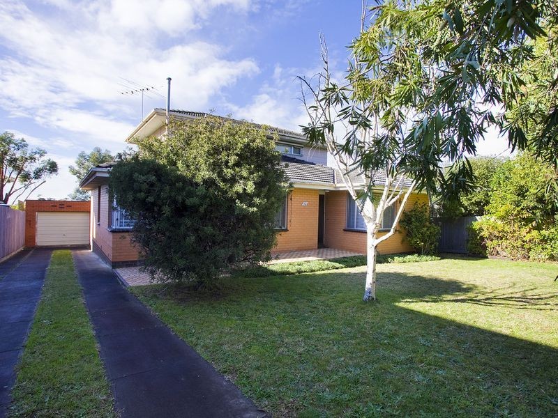 12 Follett Street, Torquay VIC 3228