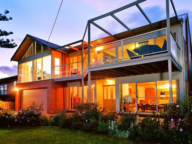 25 The Esplanade, Torquay VIC 3228