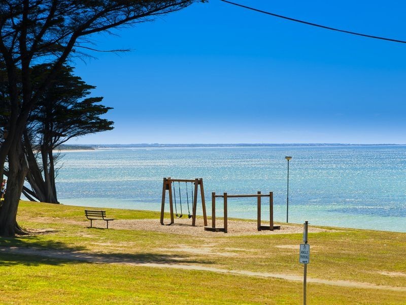 25 The Esplanade, Torquay VIC 3228