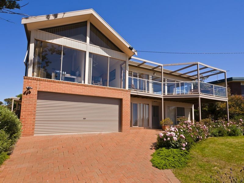 25 The Esplanade, Torquay VIC 3228