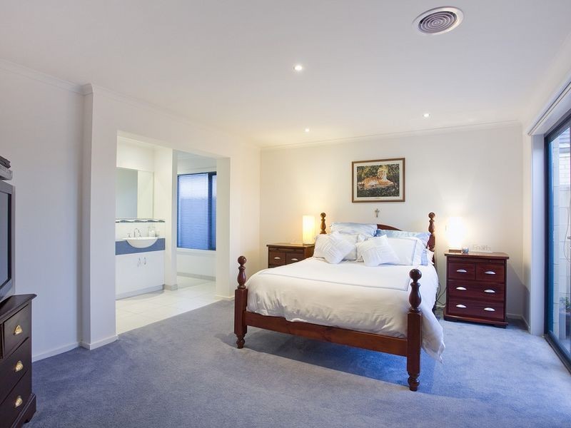 18 Seahaze Drive, Torquay VIC 3228