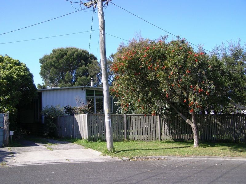 8 Gogoll Crescent, Torquay VIC 3228