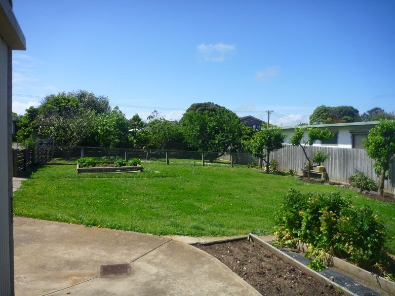 5 Gogoll Crescent, Torquay VIC 3228