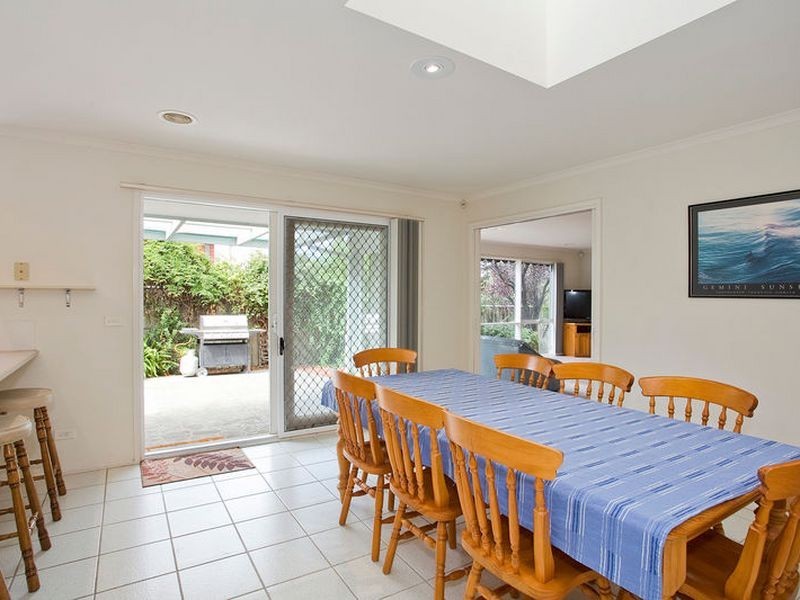 11 Anderson Street, Torquay VIC 3228