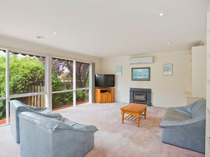 11 Anderson Street, Torquay VIC 3228