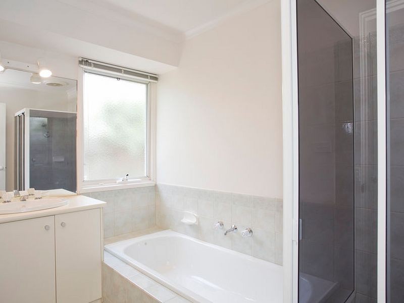 11 Anderson Street, Torquay VIC 3228