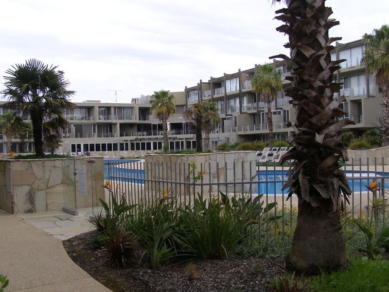 173/175 10 The Esplanade, Torquay VIC 3228