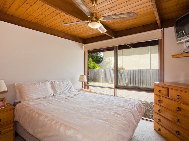 1/1 St Andrews Drive, Jan Juc VIC 3228