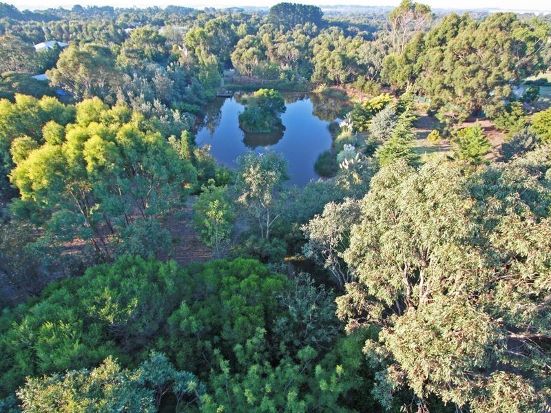 40 Dunloe Court, Bellbrae VIC 3228